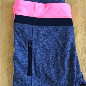 Lululemon crops/leggings.